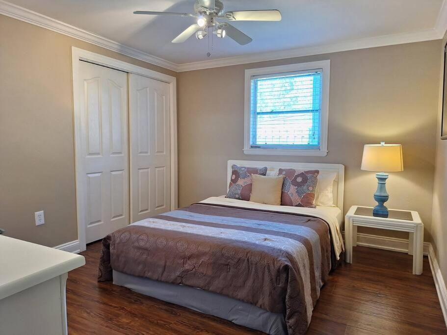 Vacation Home On Alligator Drive Woodmere Bagian luar foto